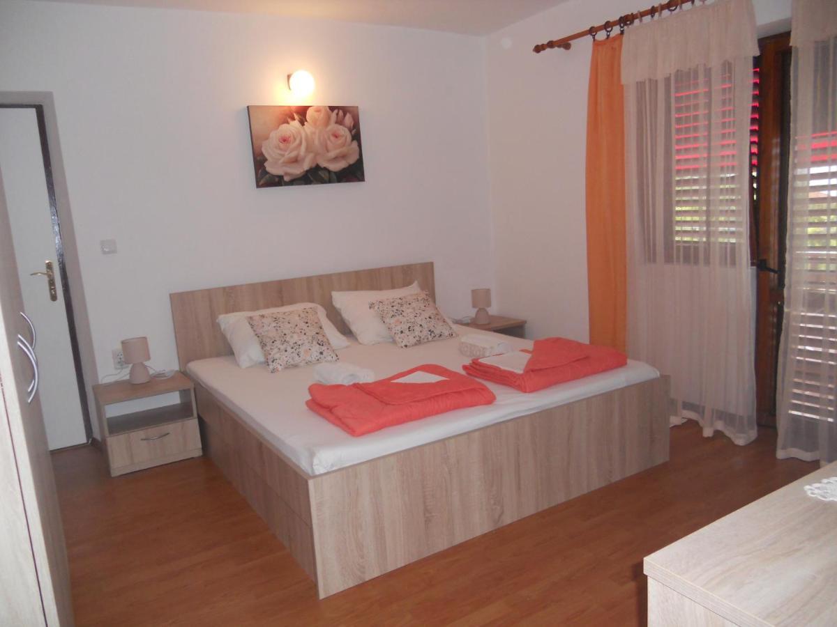 Apartment Supetarska Draga - Donja 5030A Ngoại thất bức ảnh